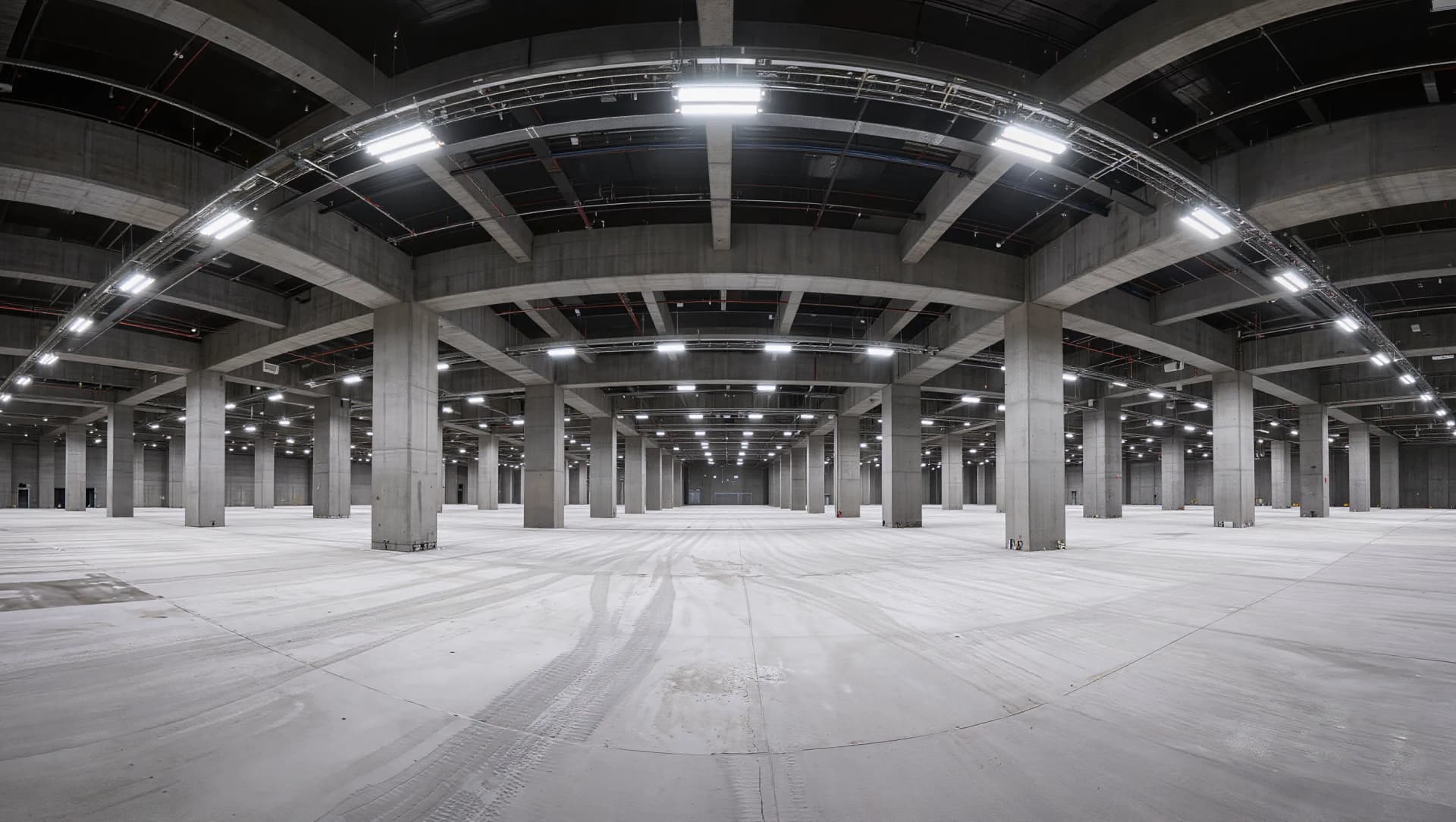 Concrete team and reinforcement details on active industrial site